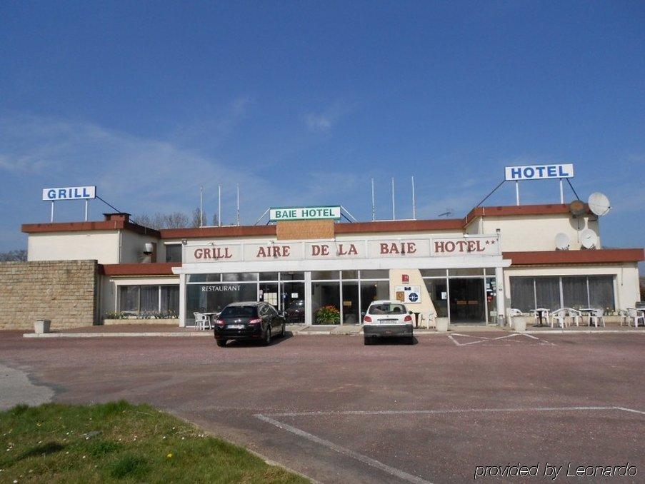 Hotel Aire De La Baie Les Veys Bagian luar foto